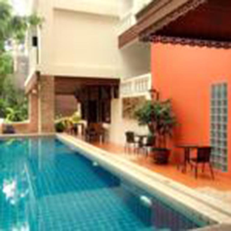 Aster Residence Chiang Mai Exteriör bild